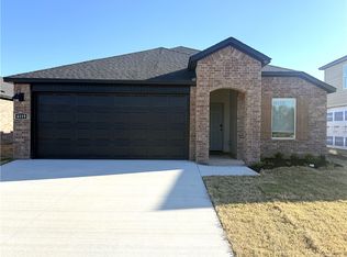 4119 Orchard St, Springdale, AR 72764