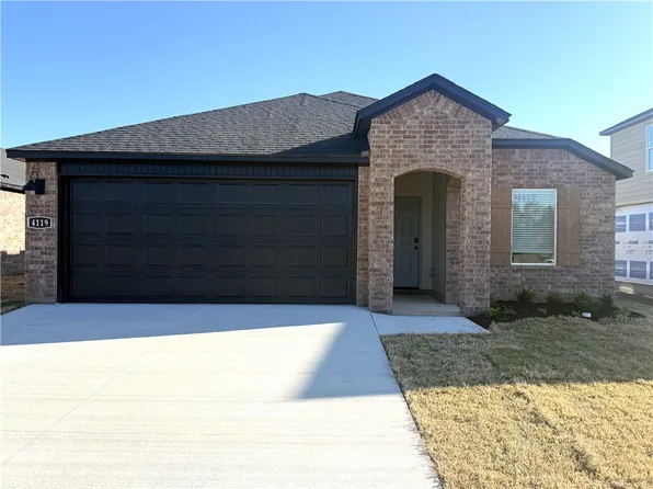 4119 Orchard St, Springdale, AR 72764