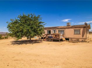 777 Lucky Ln, Yucca Valley, CA 92284