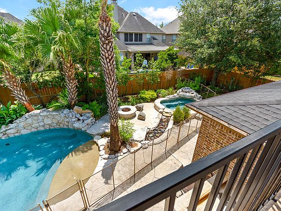 4th image of 25403 Springwood Lake Dr