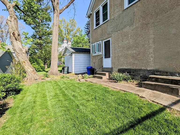 920 E Railroad Ave #A — Photo 19