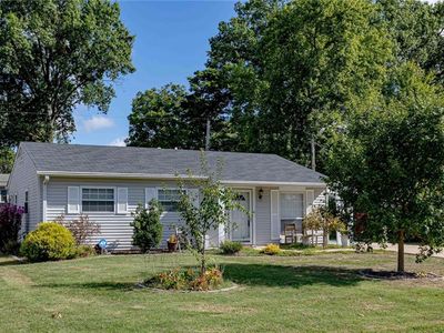 361 Imperial Ln, Fenton, MO, 63026