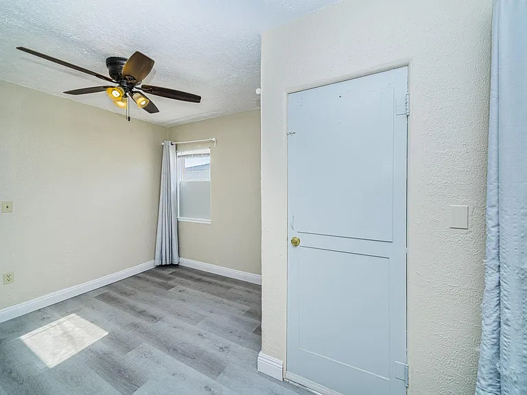 2576 Violet St — Photo 20