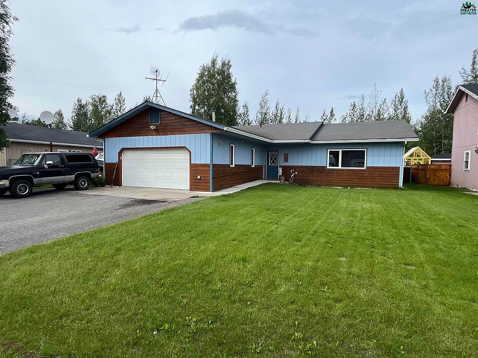 1st image of 494 Carlton Dr