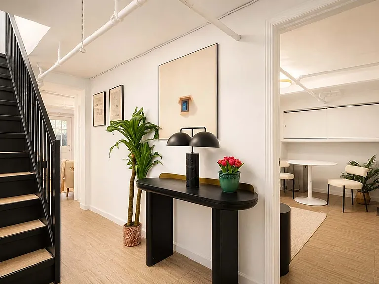 173 N 7th St #1BD — Photo 6