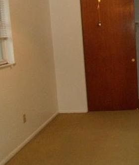 4th image of 144 N Hernando Ave