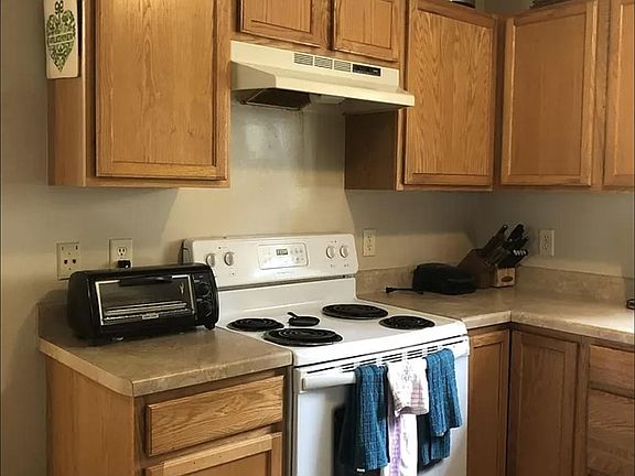 3rd image of 2304 Polk St NE #3