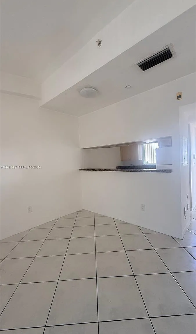 The Shamrock Condo — Photo 3