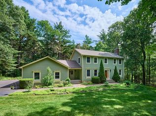 2 Eastwood Dr, Southampton, MA 01073