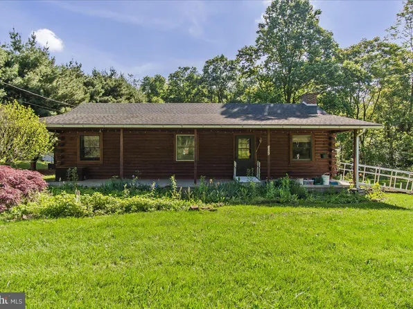 1086 Path Valley Rd, Fort Loudon, PA 17224