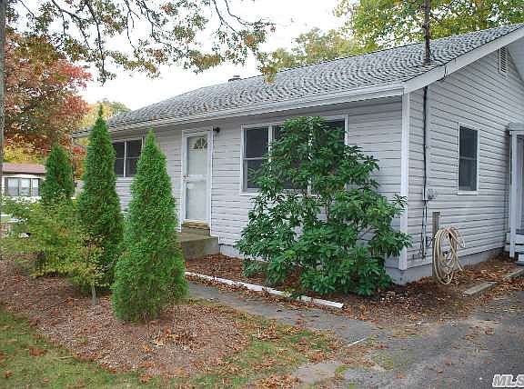 2nd image of 239 Hubbard Ave #B