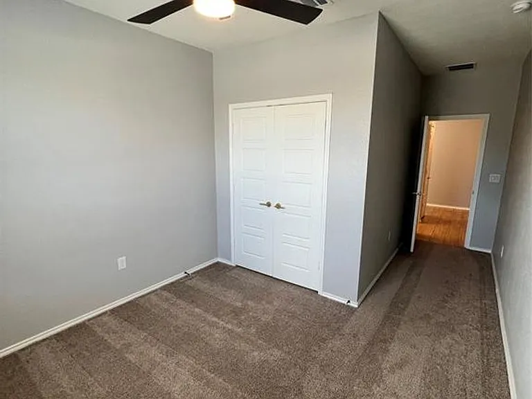 6516 Carriage Pines Dr — Photo 18