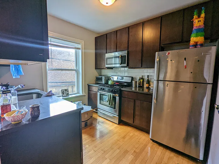 1944 N Spaulding Ave #2B — Photo 6
