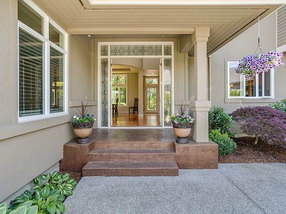 2nd image of 25811 NE 1st Pl