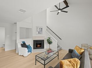 512 Eberhart Ln APT 1003, Austin, TX 78745