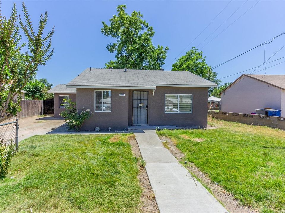 1st image of 4672 E Thomas Ave