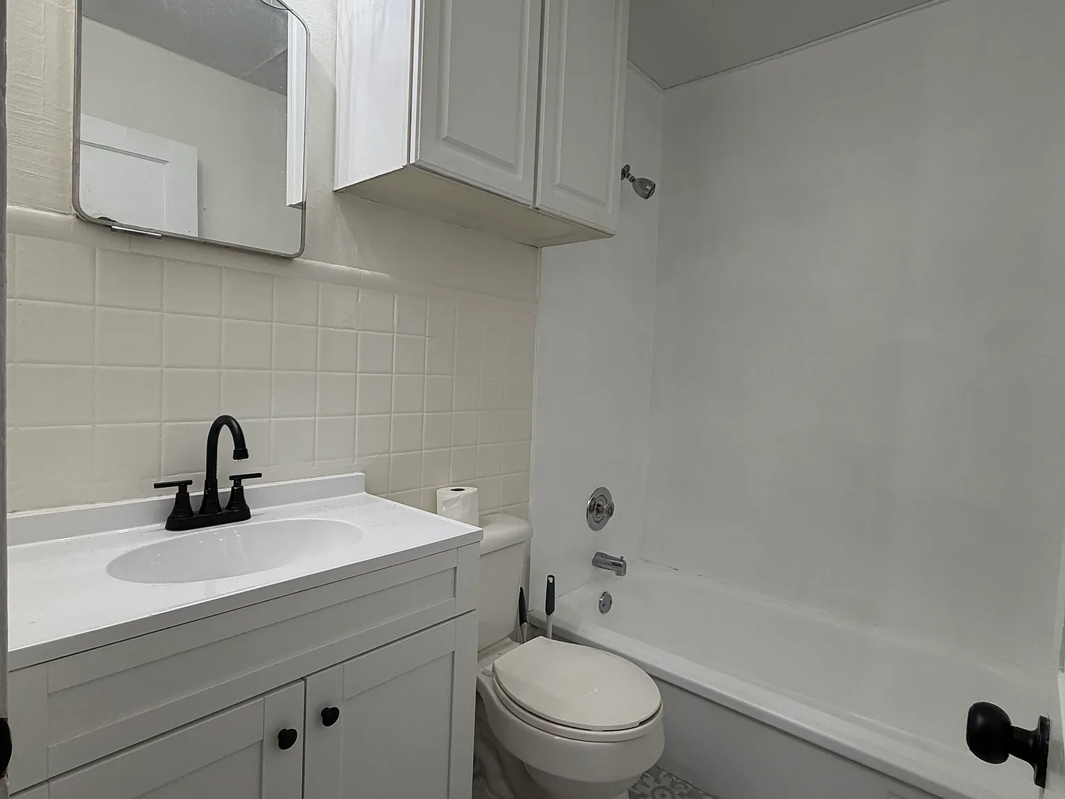2 bed, 850 sqft, $900 — Photo 3