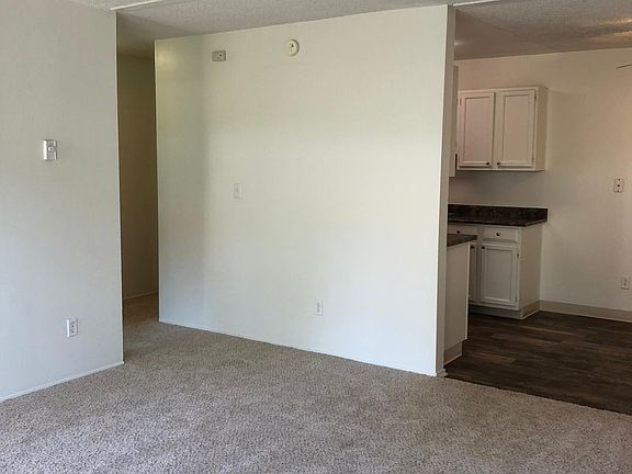 3rd image of 679 S Nardo Ave APT A10