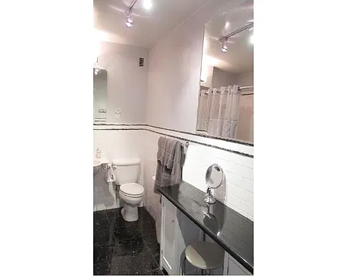 Rented by Aida Real Estate Sales | media 20