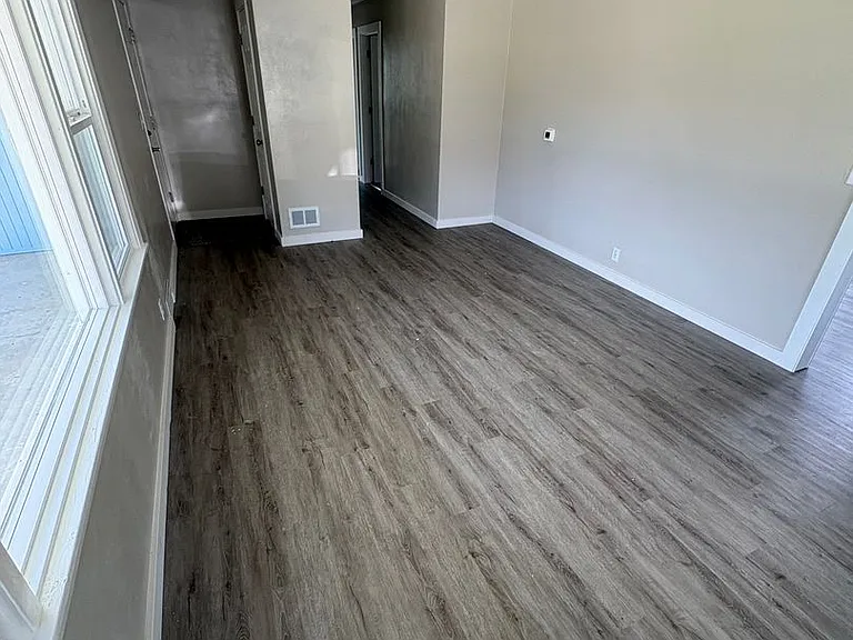 1745 Sager Ave — Photo 8