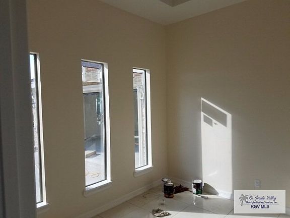 5th image of 5820 Forest Blvd