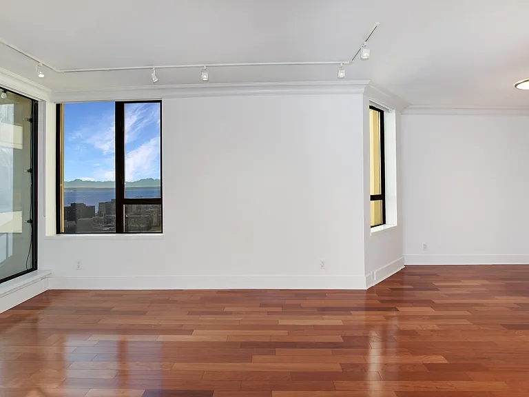 2201 3rd Ave #1703 — Photo 3