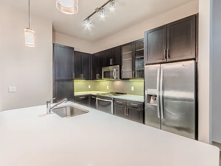 Anthem Cityline Apartments — Photo 14