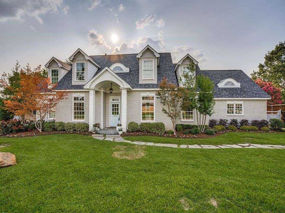 2nd image of 10149 Crestover Dr