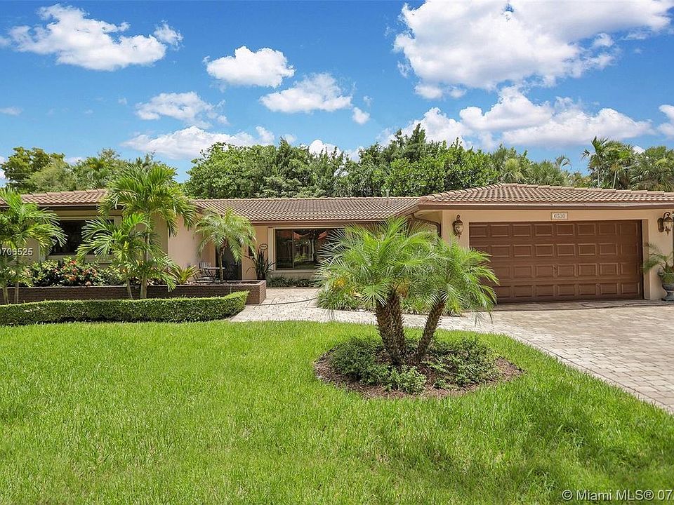 1st image of 6530 Lake Blue Dr