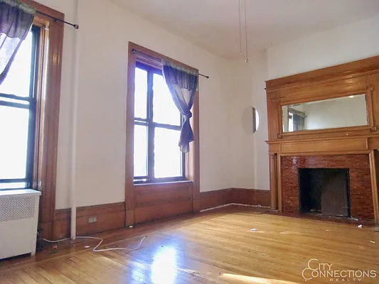 Rented by City Connections Realty | media 11