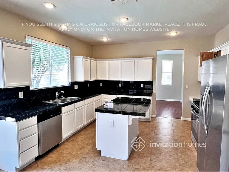 101 Misty Rain St — Photo 4