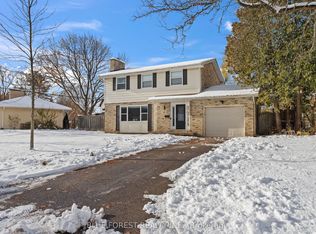 6 Gretna Grn, London, ON N6G1X1