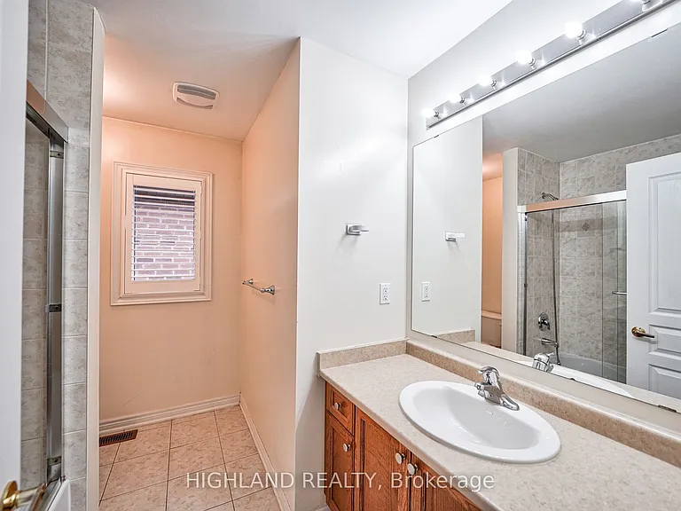 515 Coach Dr — Photo 18