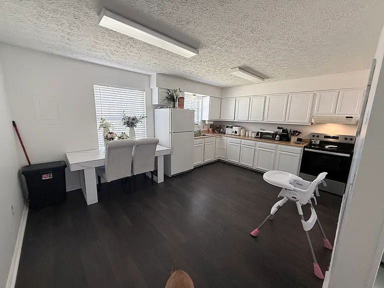 10 Rodburn Hollow Rd #1 — Photo 2