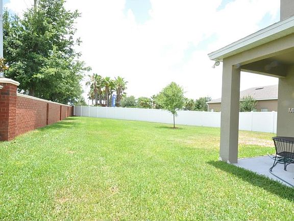 4th image of 15410 Heron Hideaway Cir