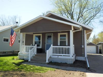 129 South Clear Lake Avenue, Milton, WI, 53563