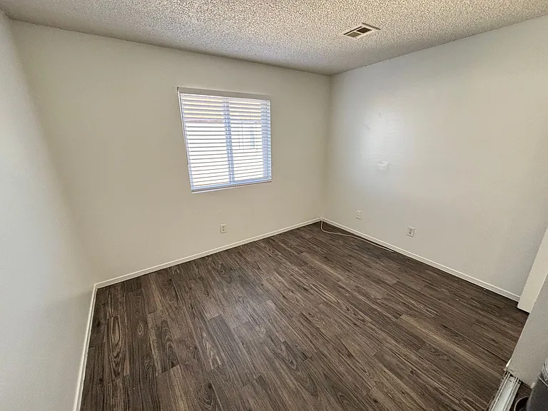 147 Westminster Way #D — Photo 10