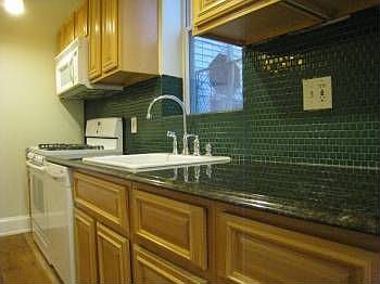 5th image of 2424 E Cumberland St
