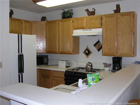 5th image of 100 Park Avenue UNIT W114