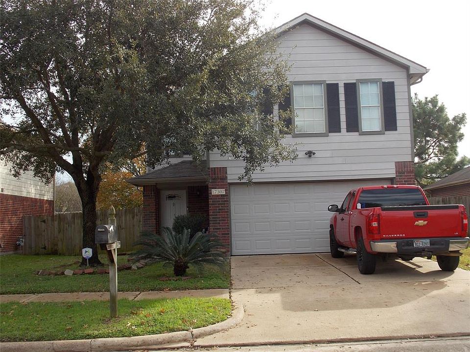 1st image of 17307 Davenway Dr