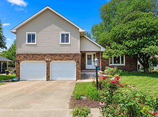 323 S Nebraska Ave, Morton, IL