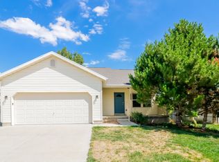 4049 E Sioux St, Eagle Mountain, UT 84005