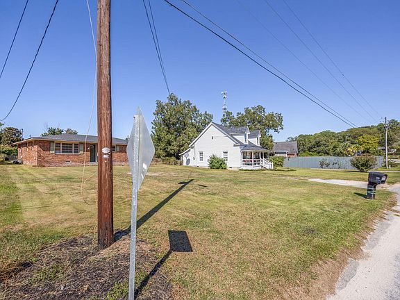 2nd image of 249 Anthony Dr