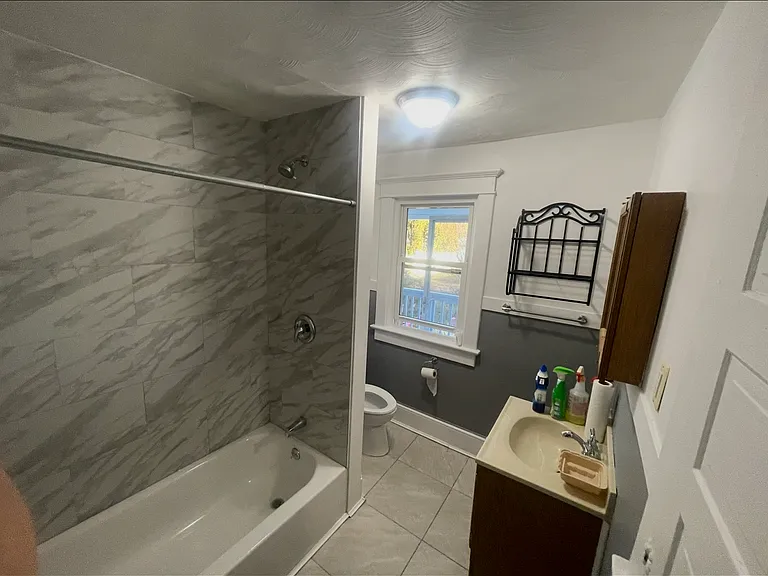 730 Church St #2 — Photo 2