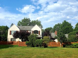 257 Beechwood Dr, Bryn Mawr, PA 19010