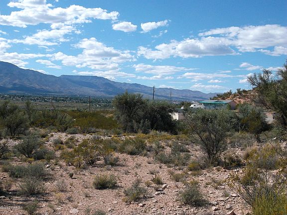 4th image of 1000 Eagle Canyon Trail