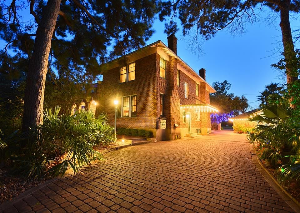 1804 S Park St, Brenham, TX 77833 MLS 75162228 Zillow