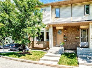 114 NW Patina Park SW, Calgary, AB T3H3E1