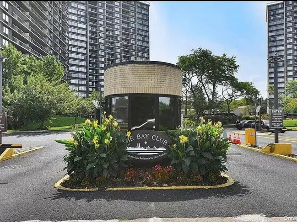 2 Bay Club Drive #15L, Bayside, NY 11360