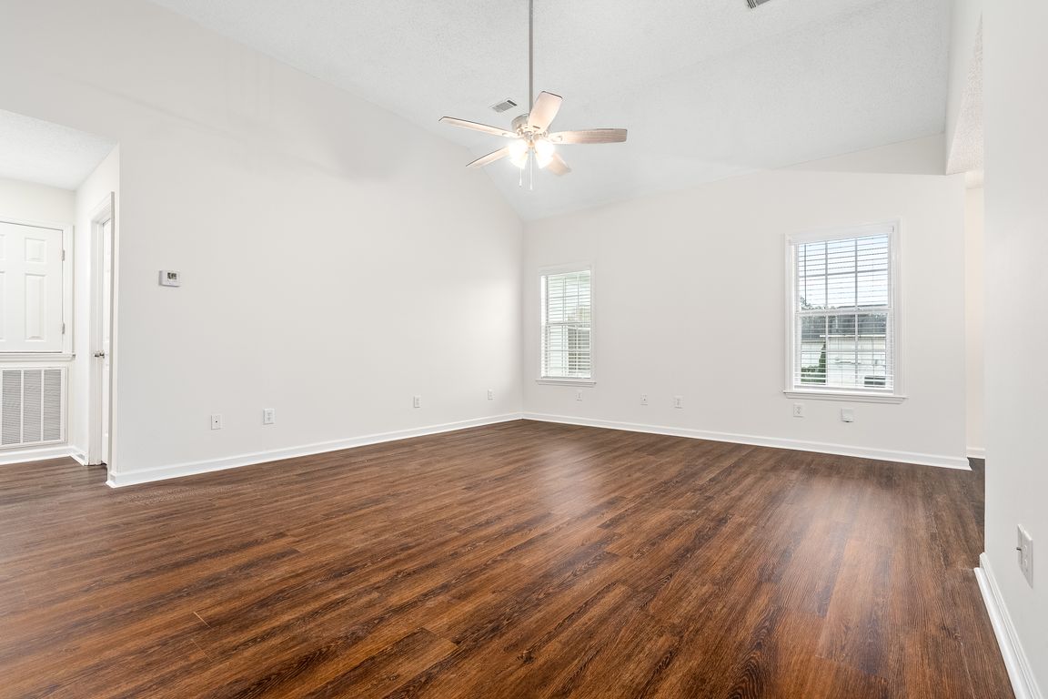 next background image